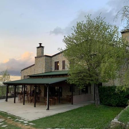 Terrae Eremis: Ristorante, Bar, B&B Roccamorice Екстер'єр фото
