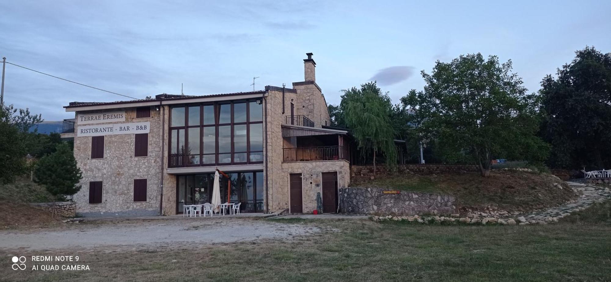 Terrae Eremis: Ristorante, Bar, B&B Roccamorice Екстер'єр фото